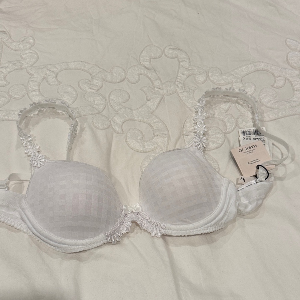 Elegant White Lace Bra